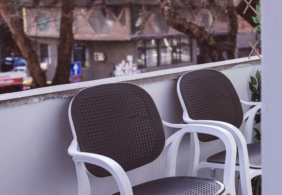 Art Studio Myslym Shyri Tirana Exterior foto